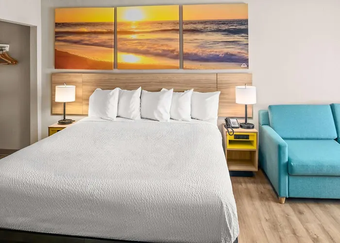 Days Inn & Suites By Wyndham Artesia