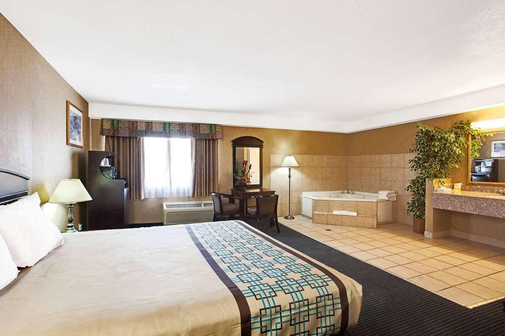 Days & By Wyndham Hotel 2*
