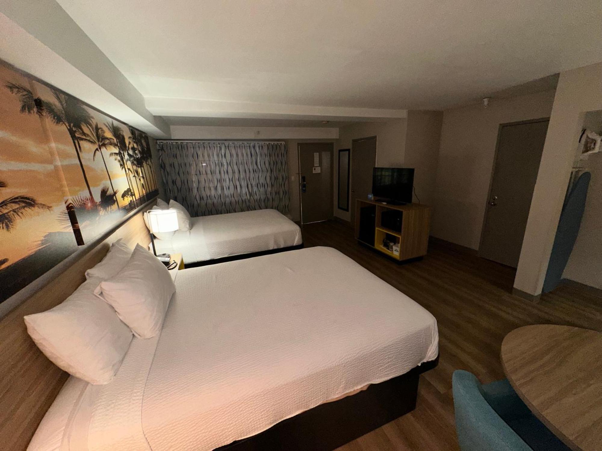 Hotel Days & By Wyndham 2*