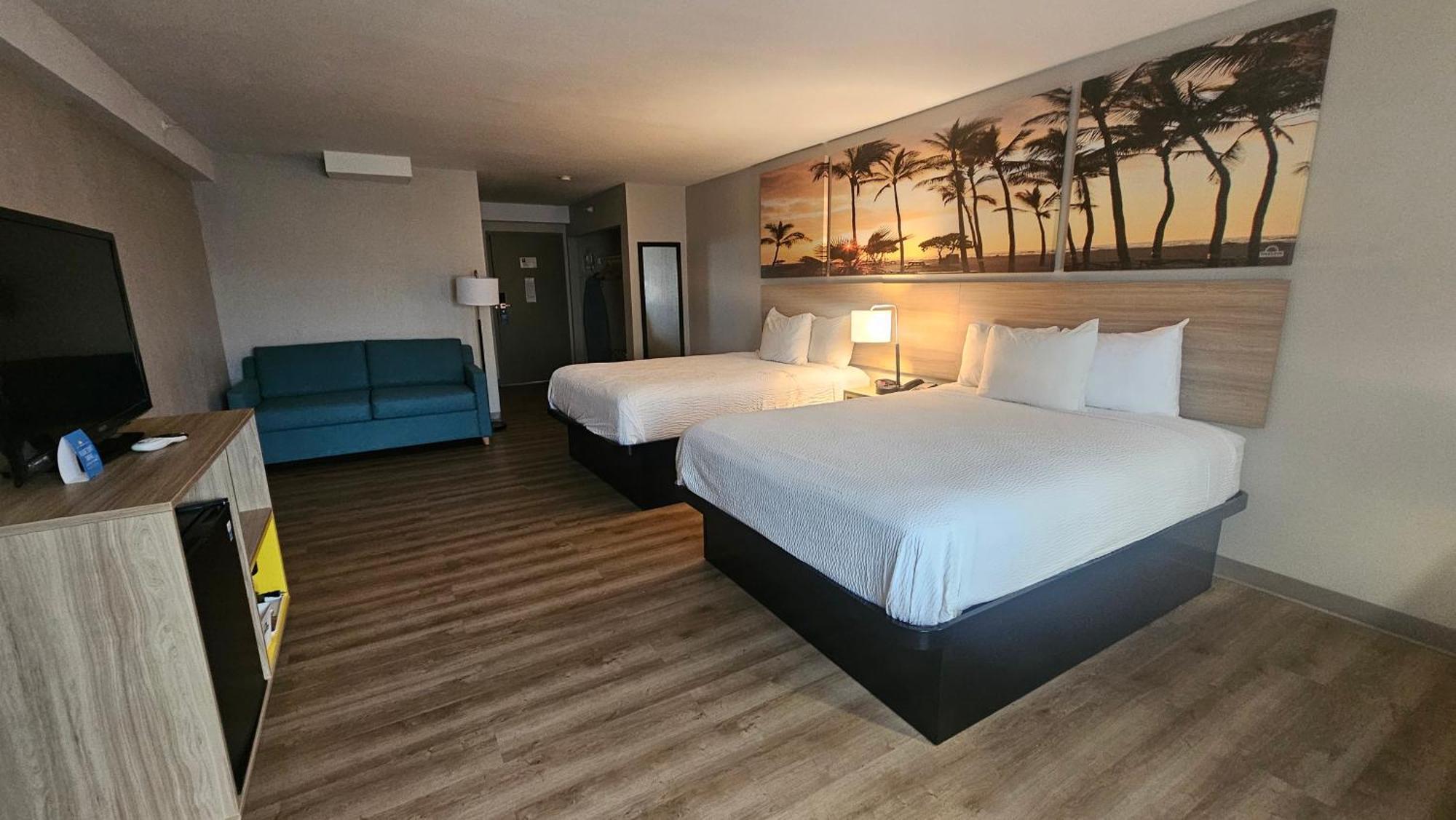 Days & By Wyndham Hotel Artesia